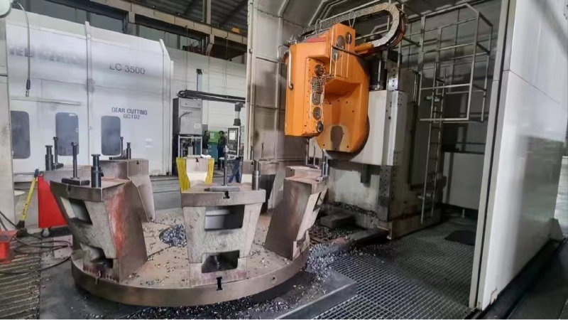 Liebherr LC 3000
