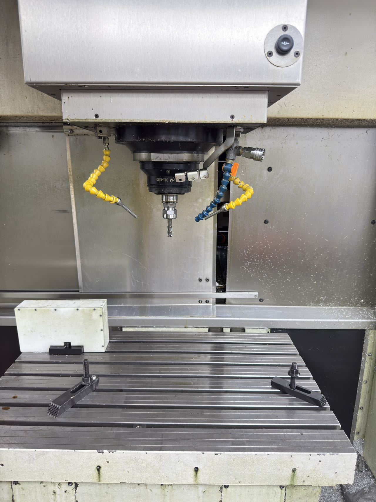 Mikron VCP 600