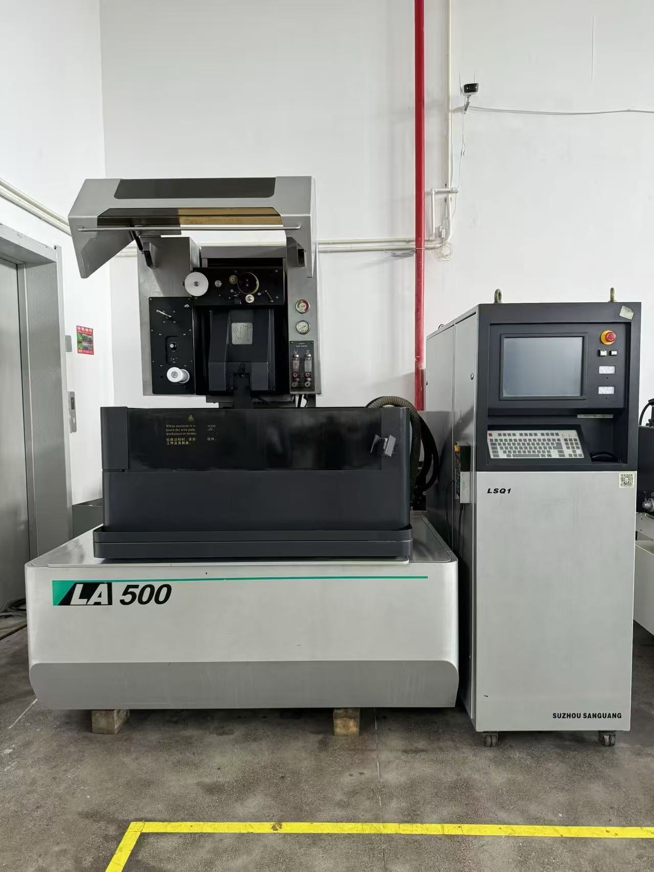 Used Suzhou Sanguang LA500 CNC Wire Cut EDM Machine