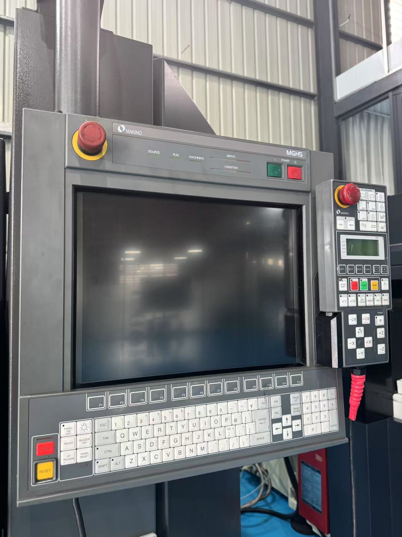 Makino EDGE2