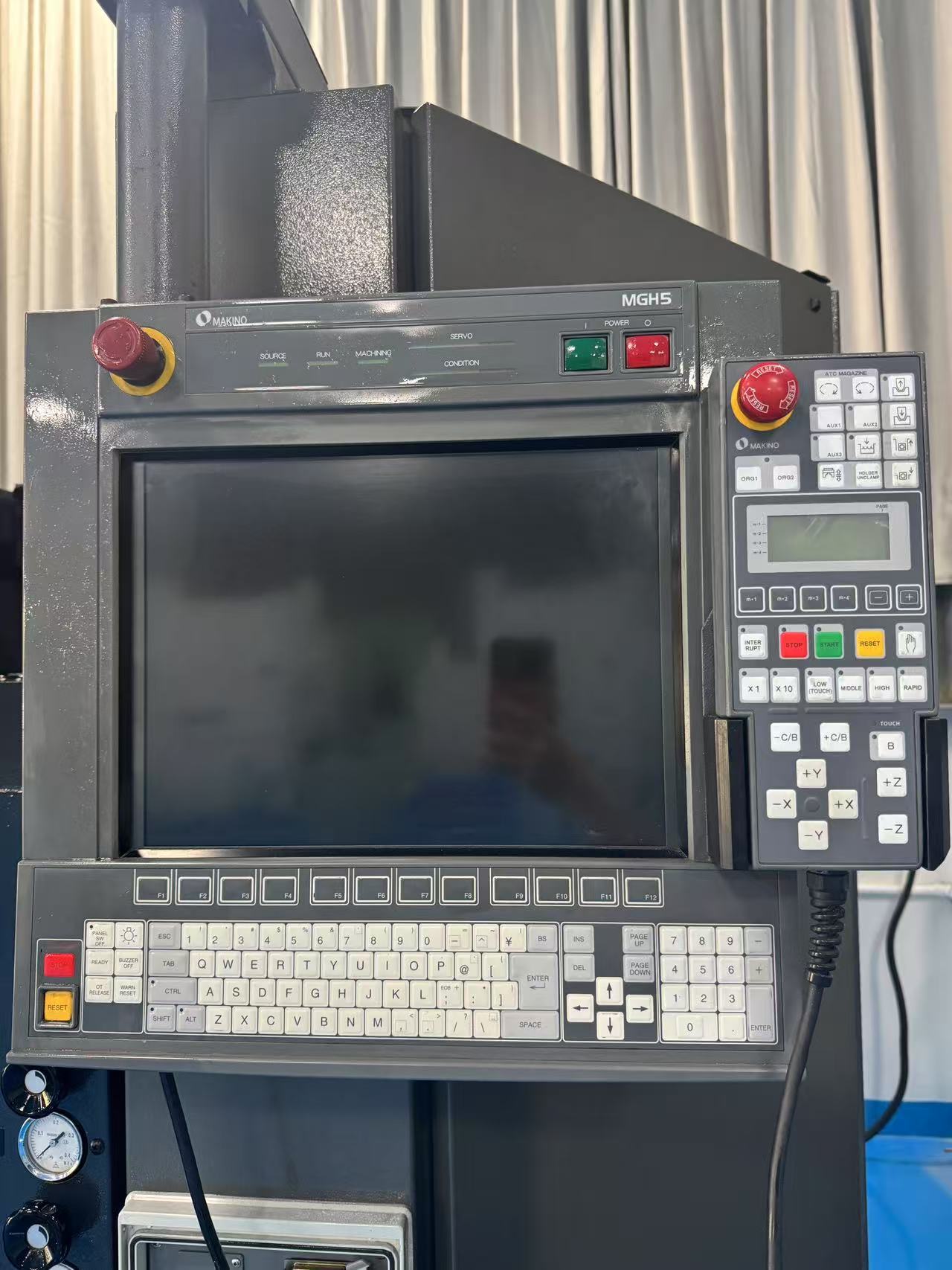 Makino EDGE2