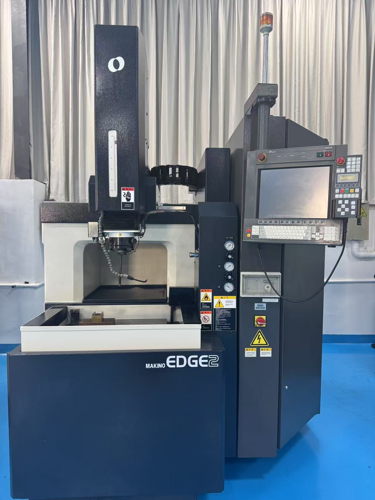 Used Makino EDGE2 EDM Machine from Japan
