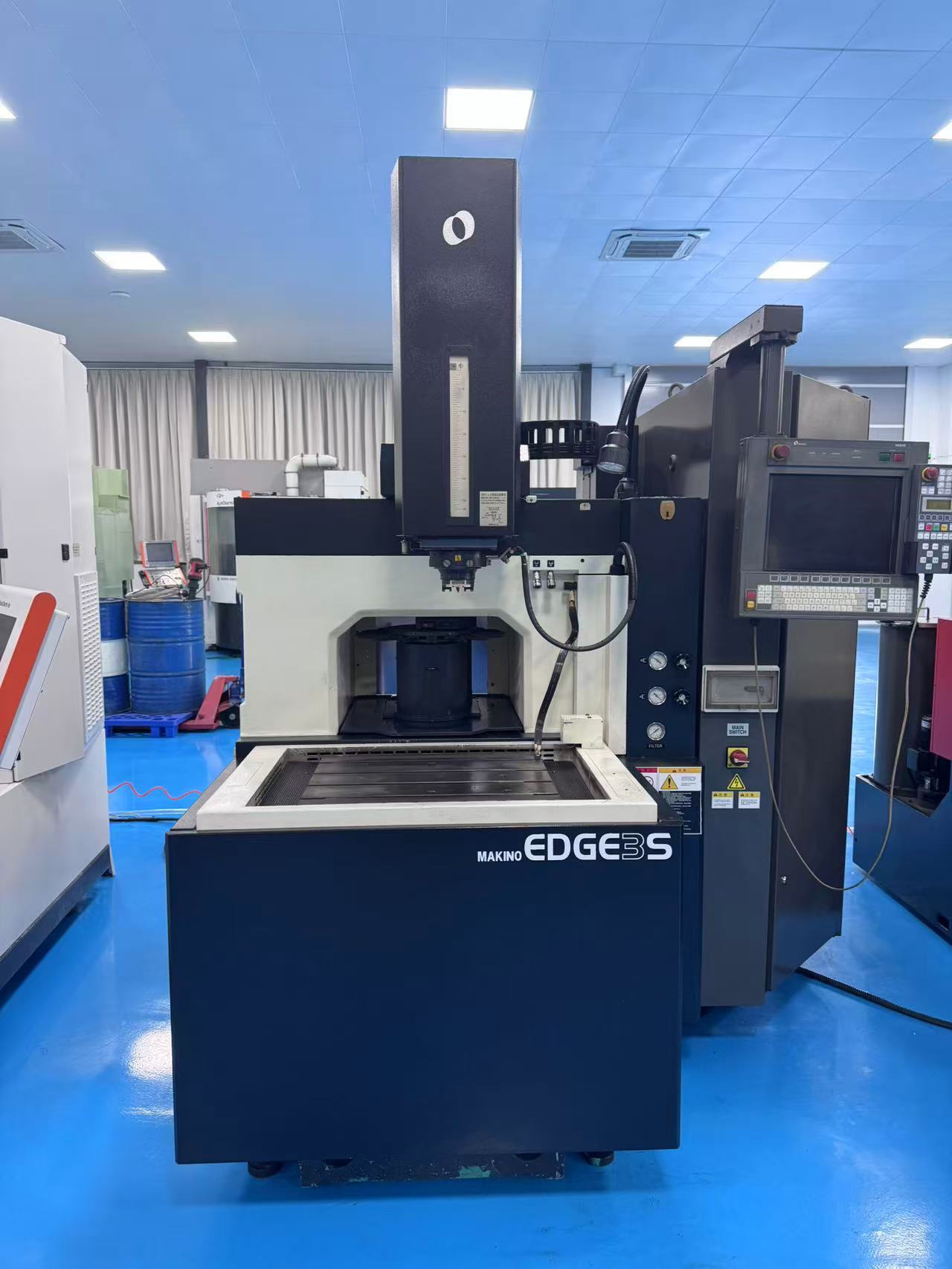 Makino EDGE3S