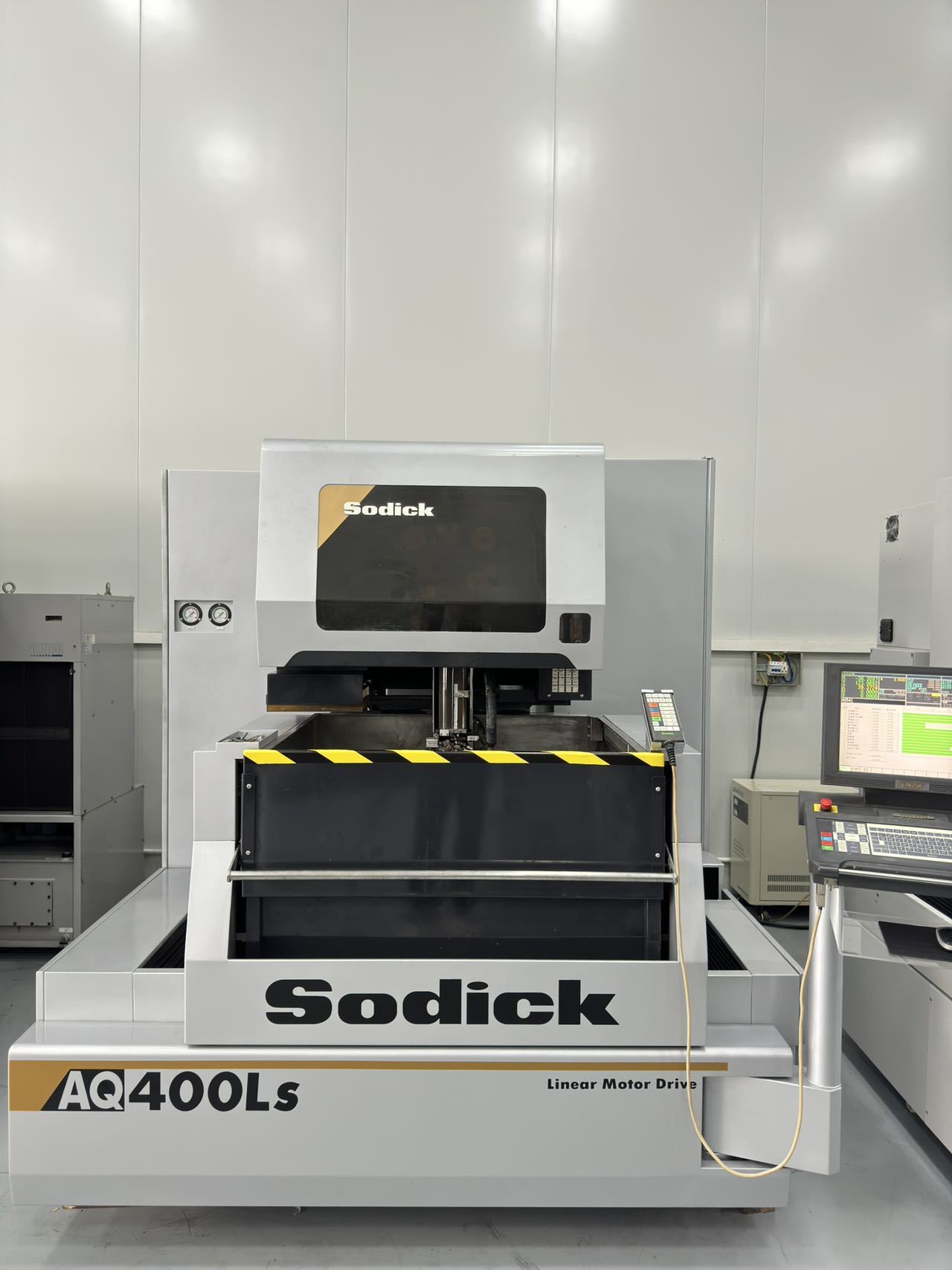 Used Sodick AQ400Ls Wire EDM Machine from Japan