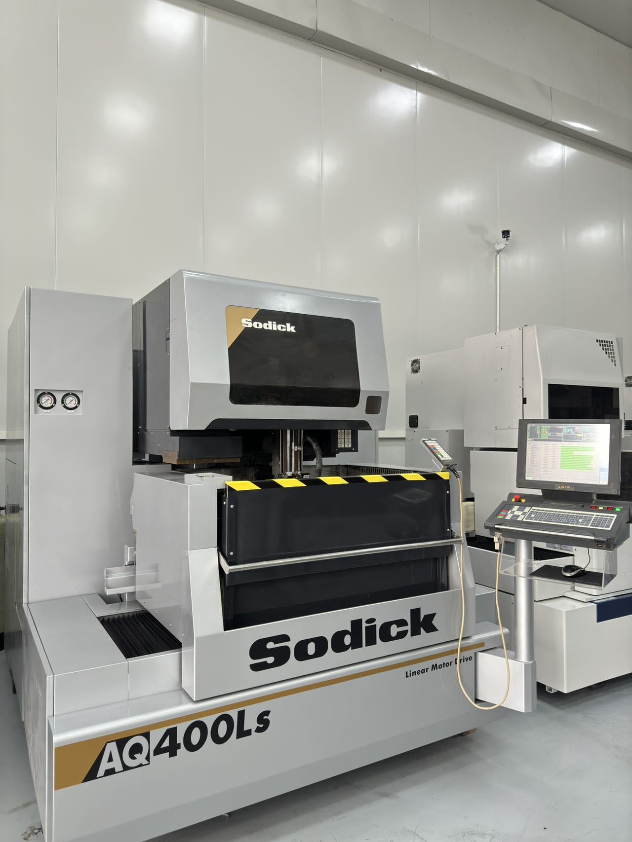 Japan Sodick AQ400Ls