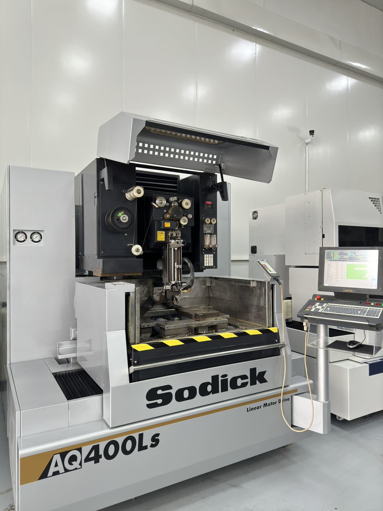 Japan Sodick AQ400Ls