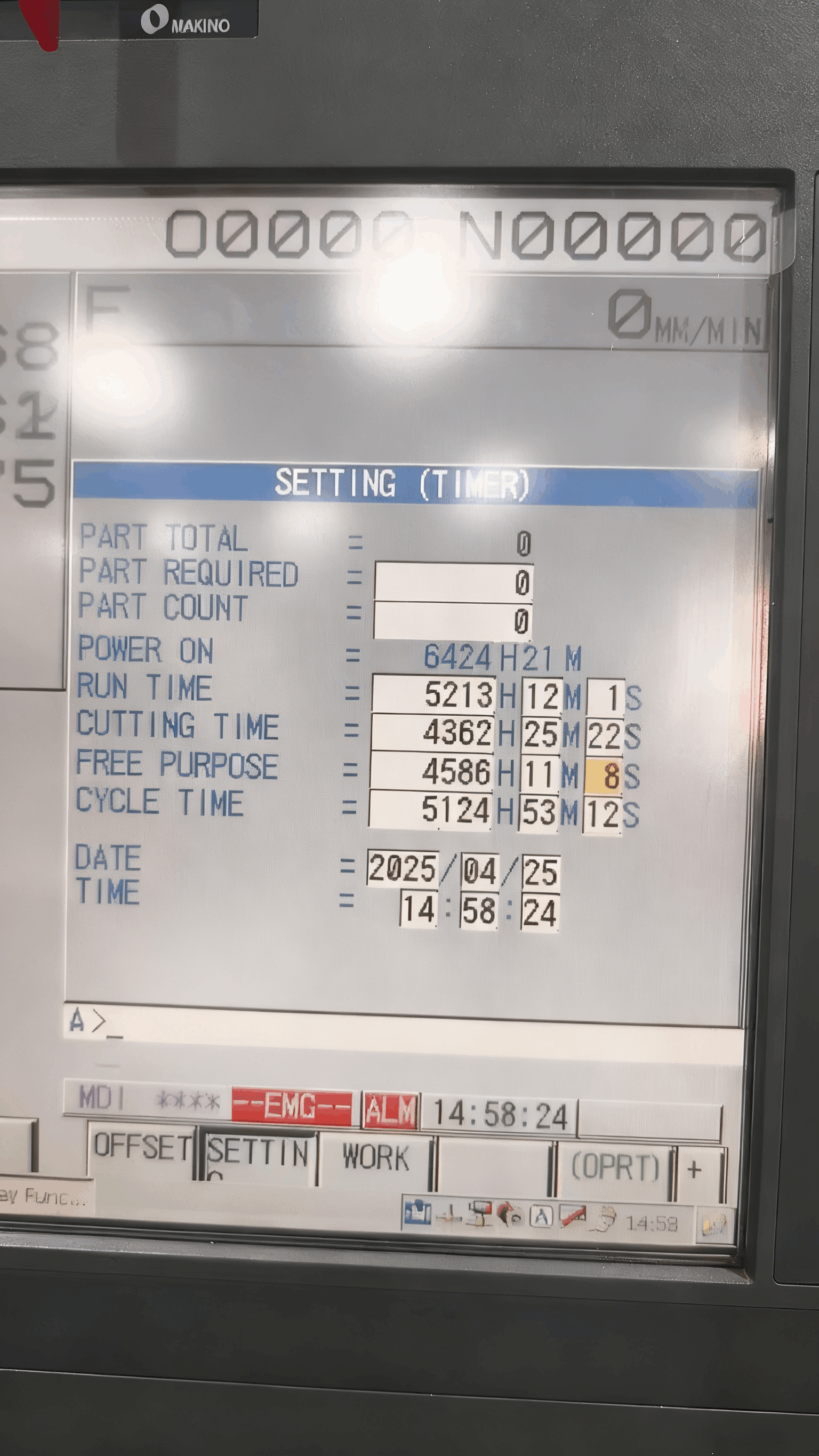 Makino V33