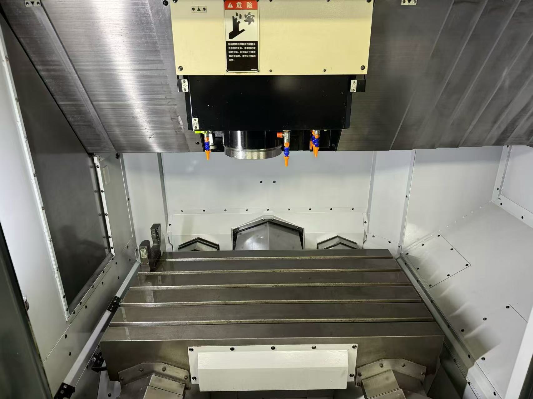 Makino V56