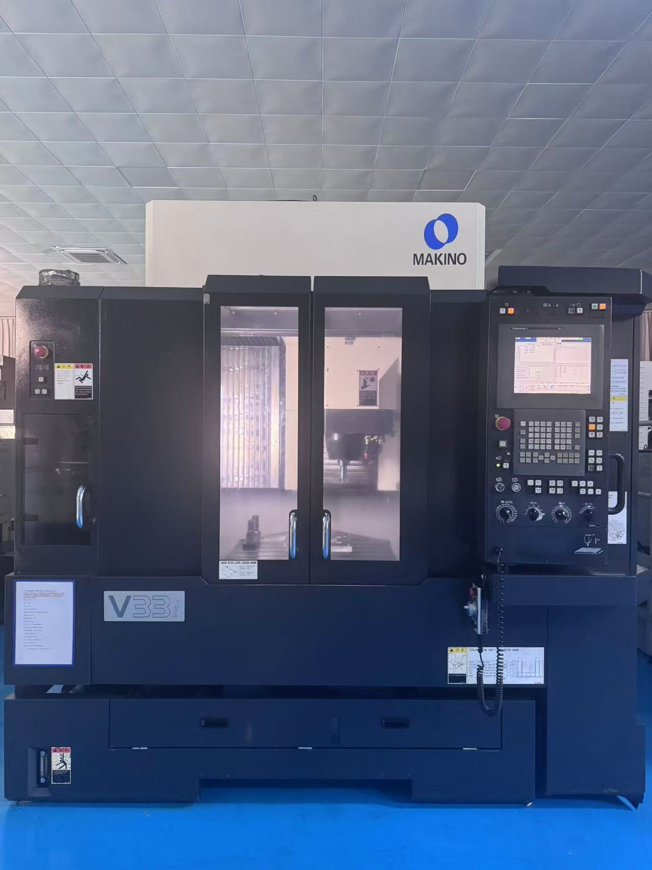 Makino V33i