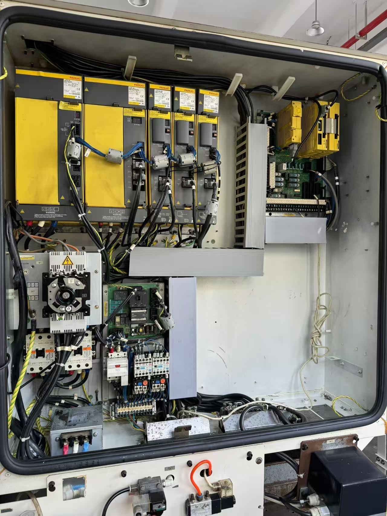 FANUC ROBODRILL α-T21iFb