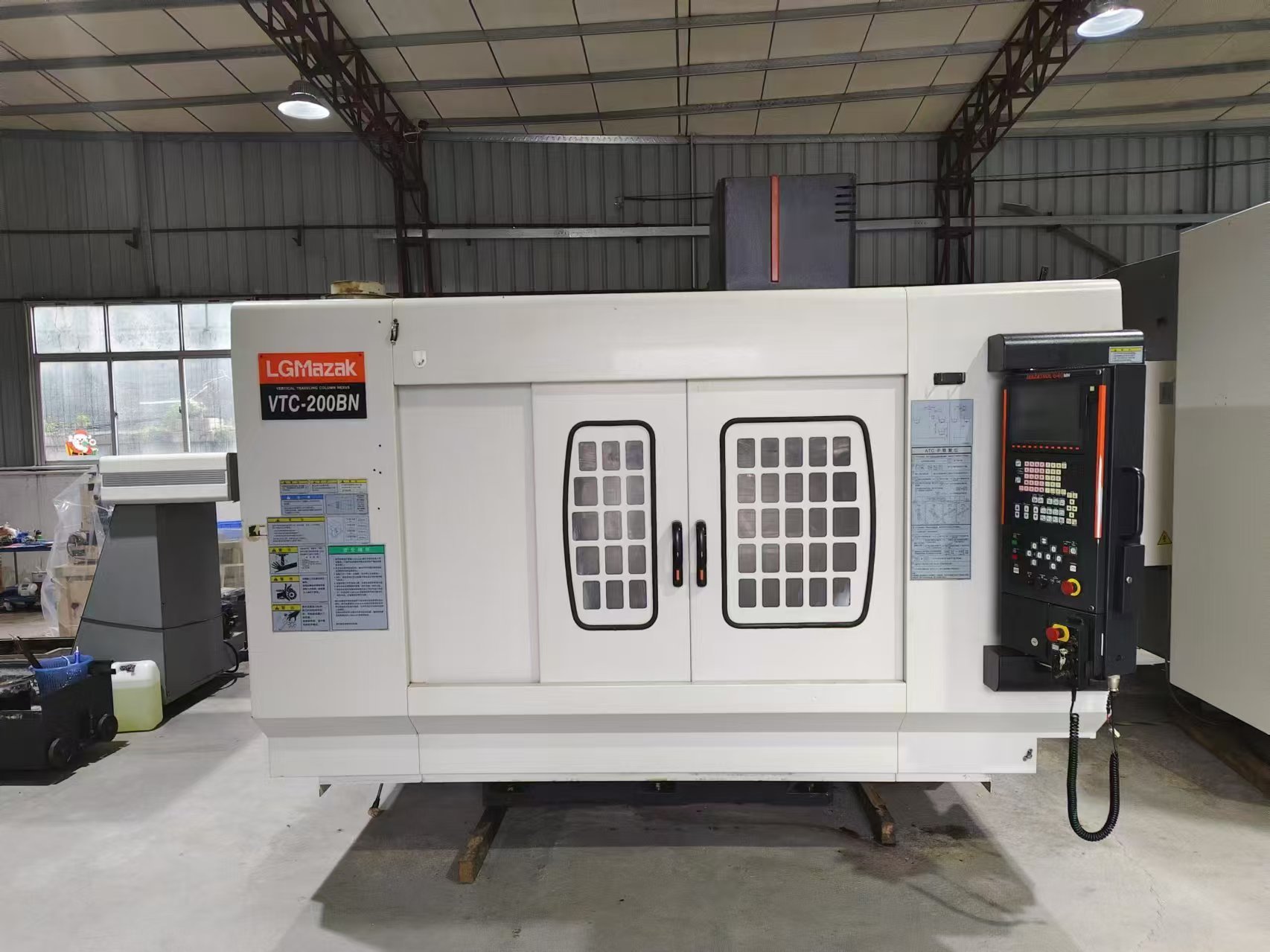 Mazak VTC-200BN
