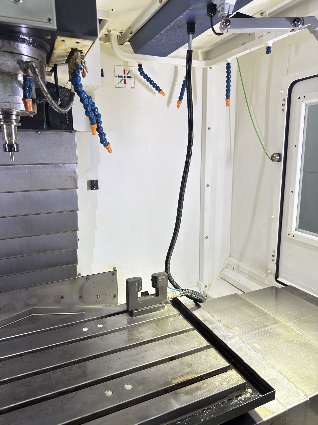 YASDA YMC 325 VMC