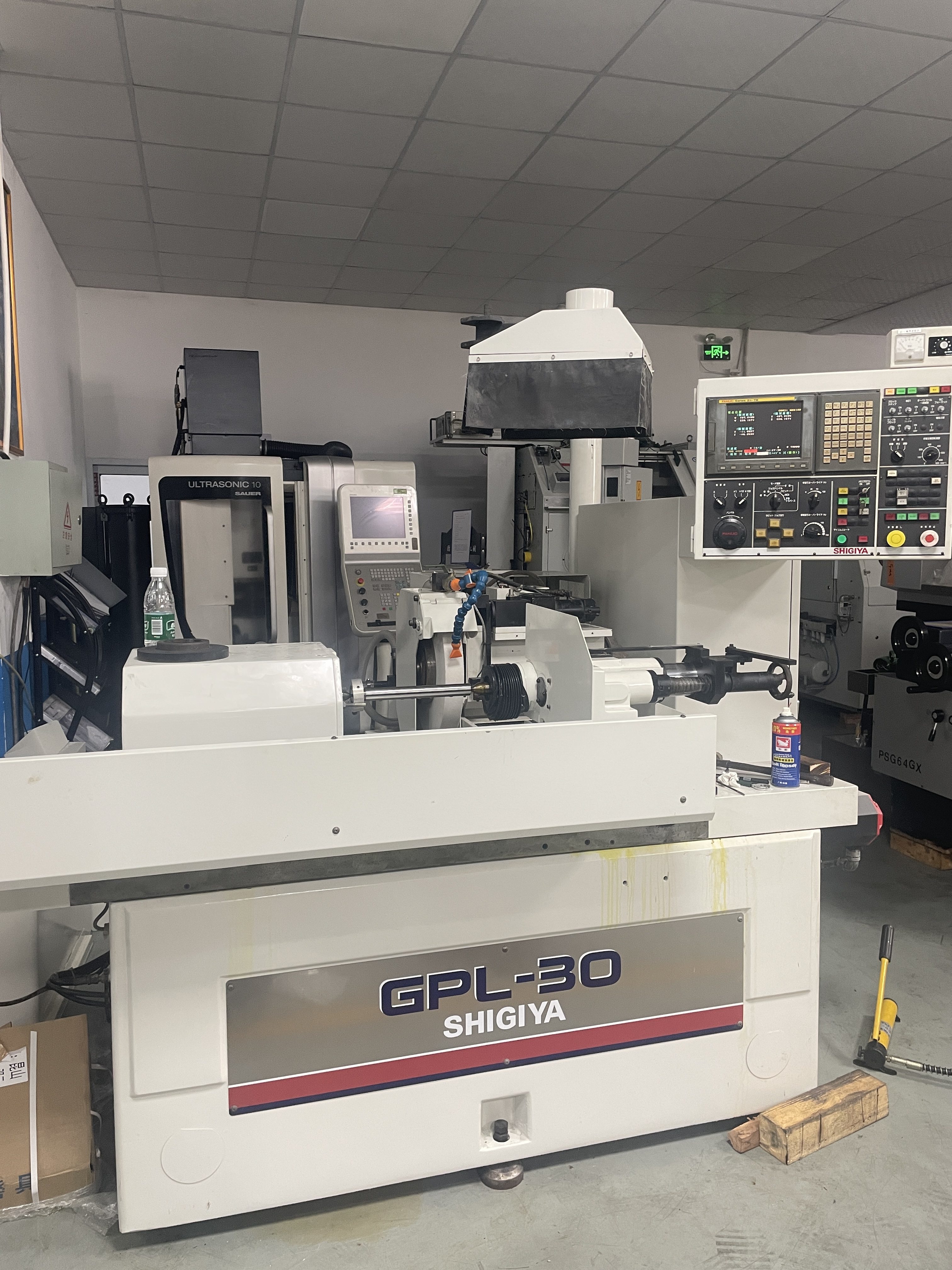 Used SHIGIYA GPL-30 CNC Cylindrical Grinder