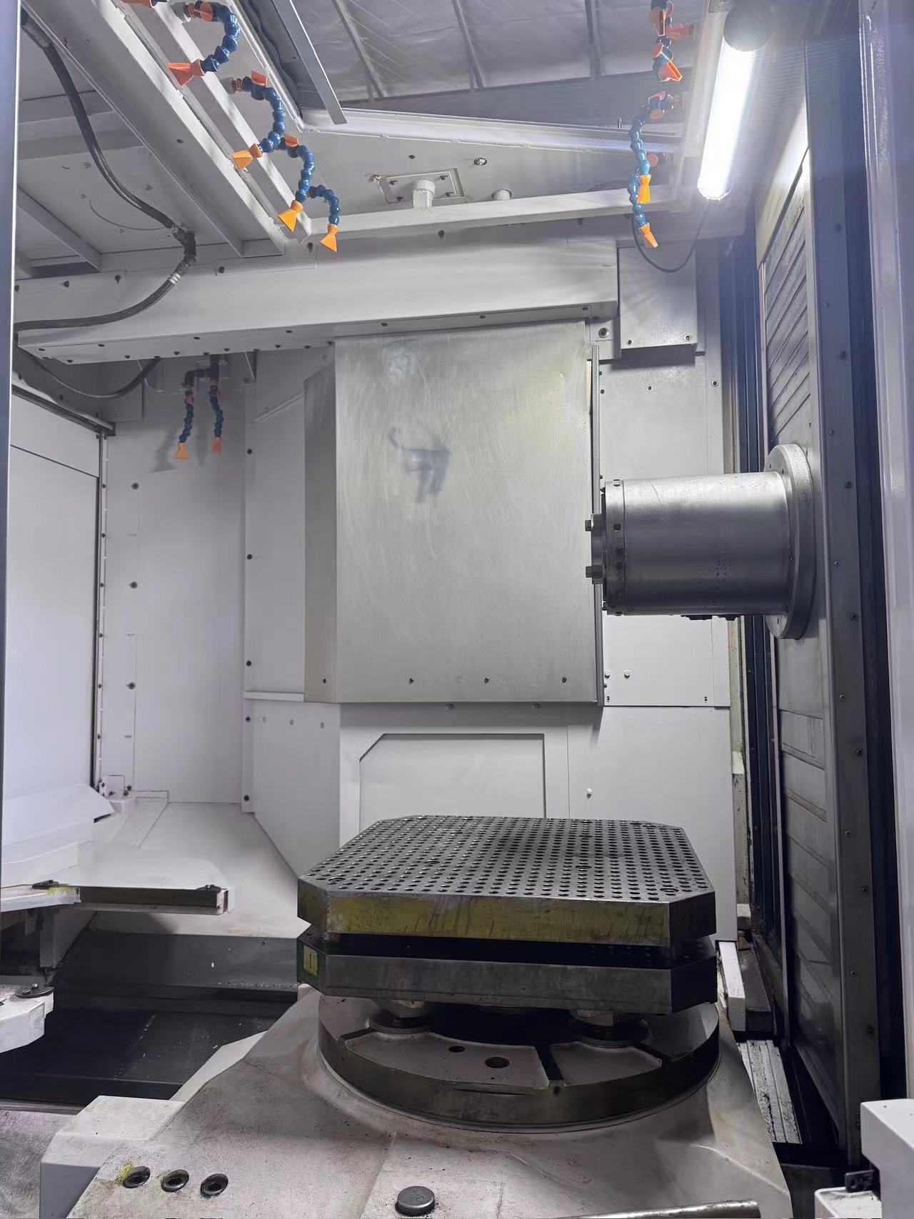 Used OKUMA MA-600HB-R