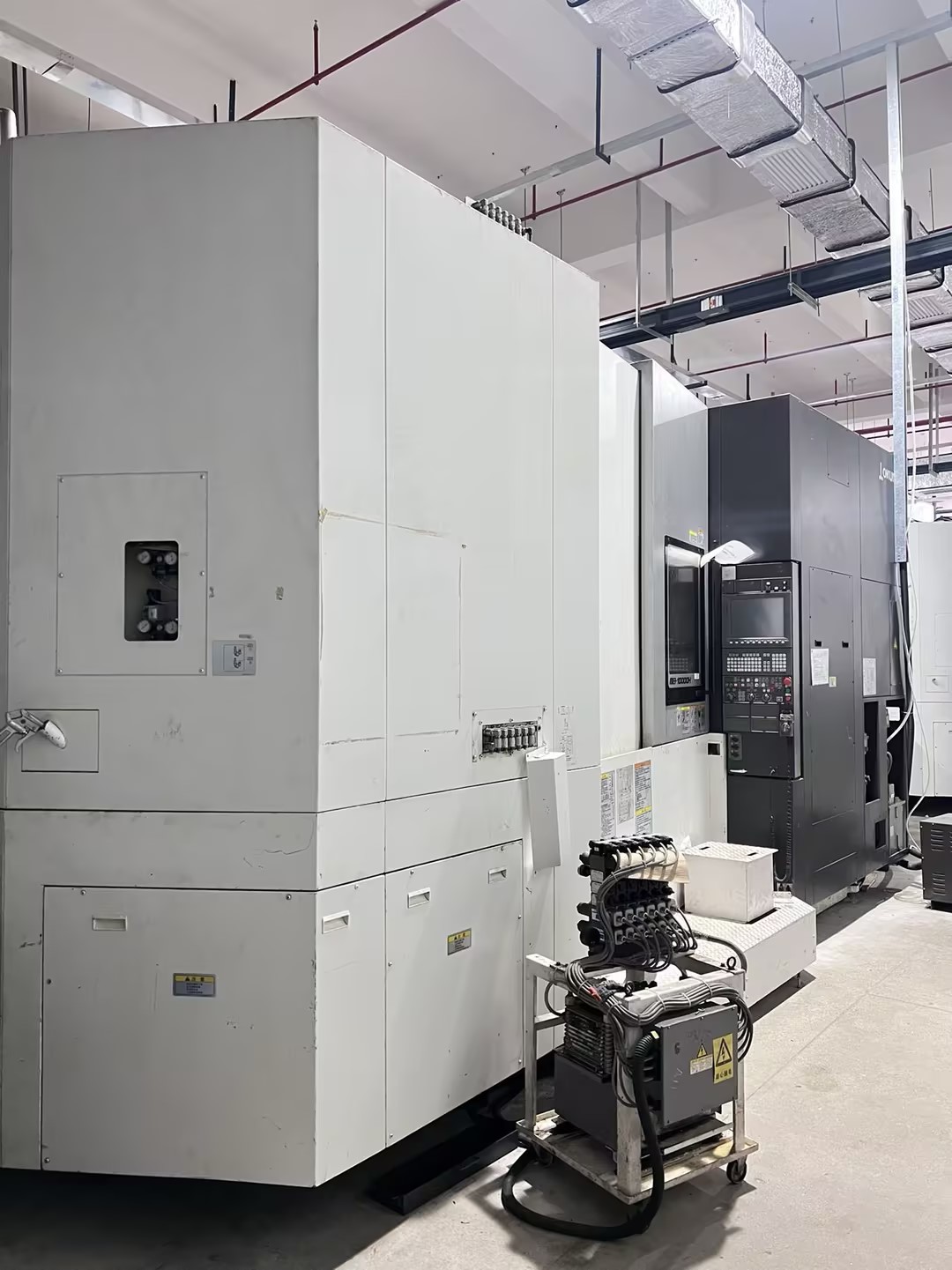 Used Okuma MB-10000H CNC Horizontal Machining Center Japan