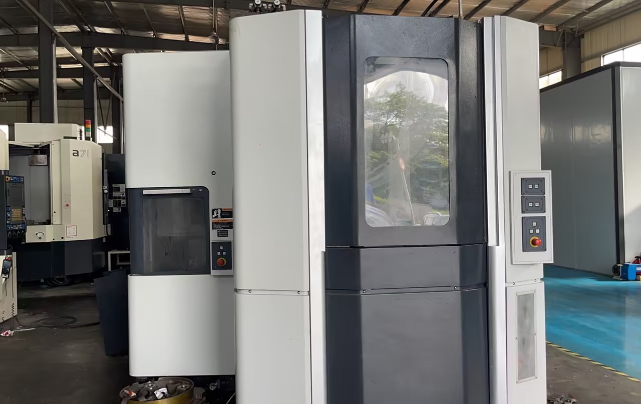 Pusat Pemesinan Horizontal CNC Bekas MORI SEIKI NHX5000 Jepang