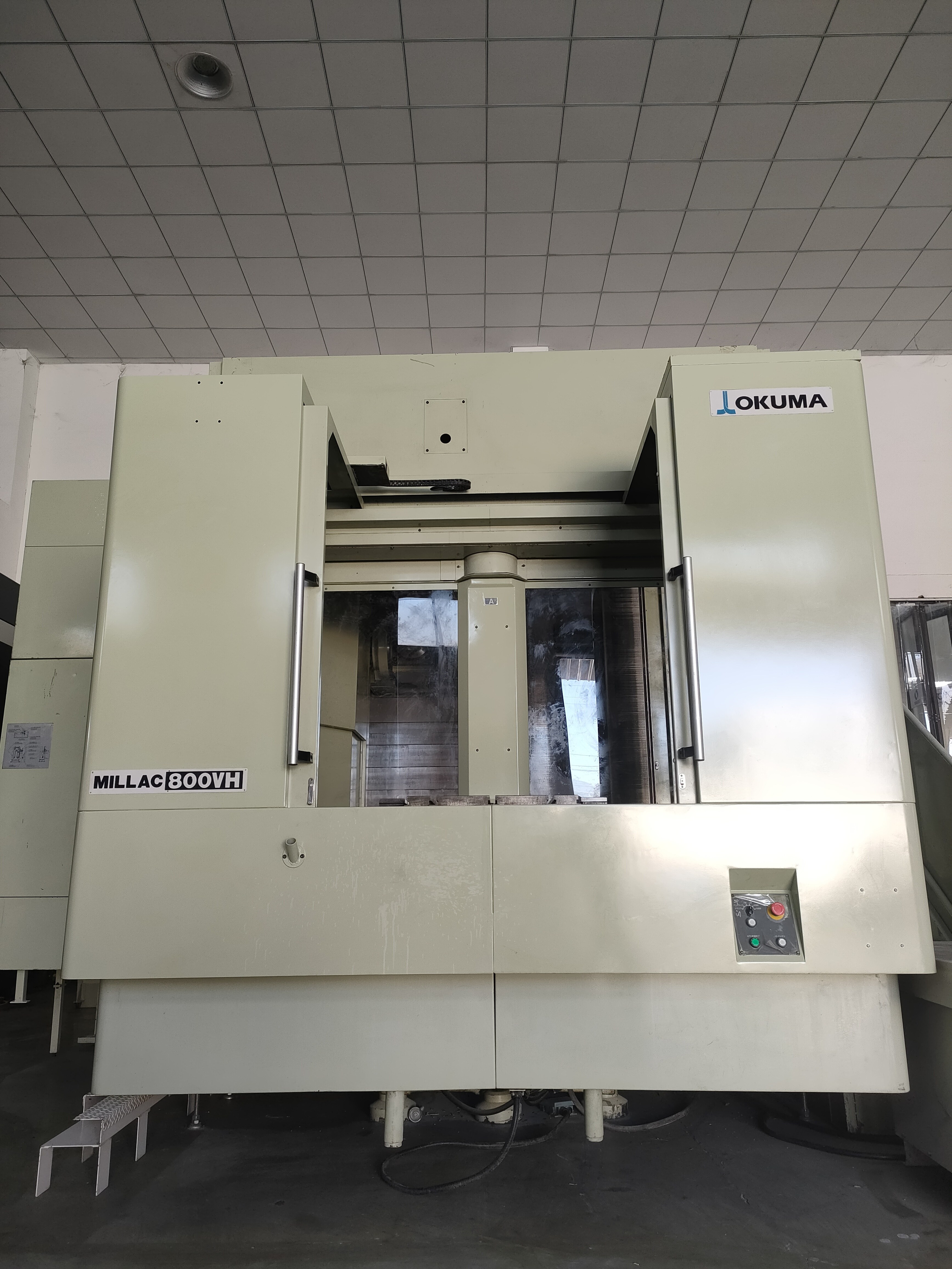OKUMA MILLAC 800VH 5-Axis