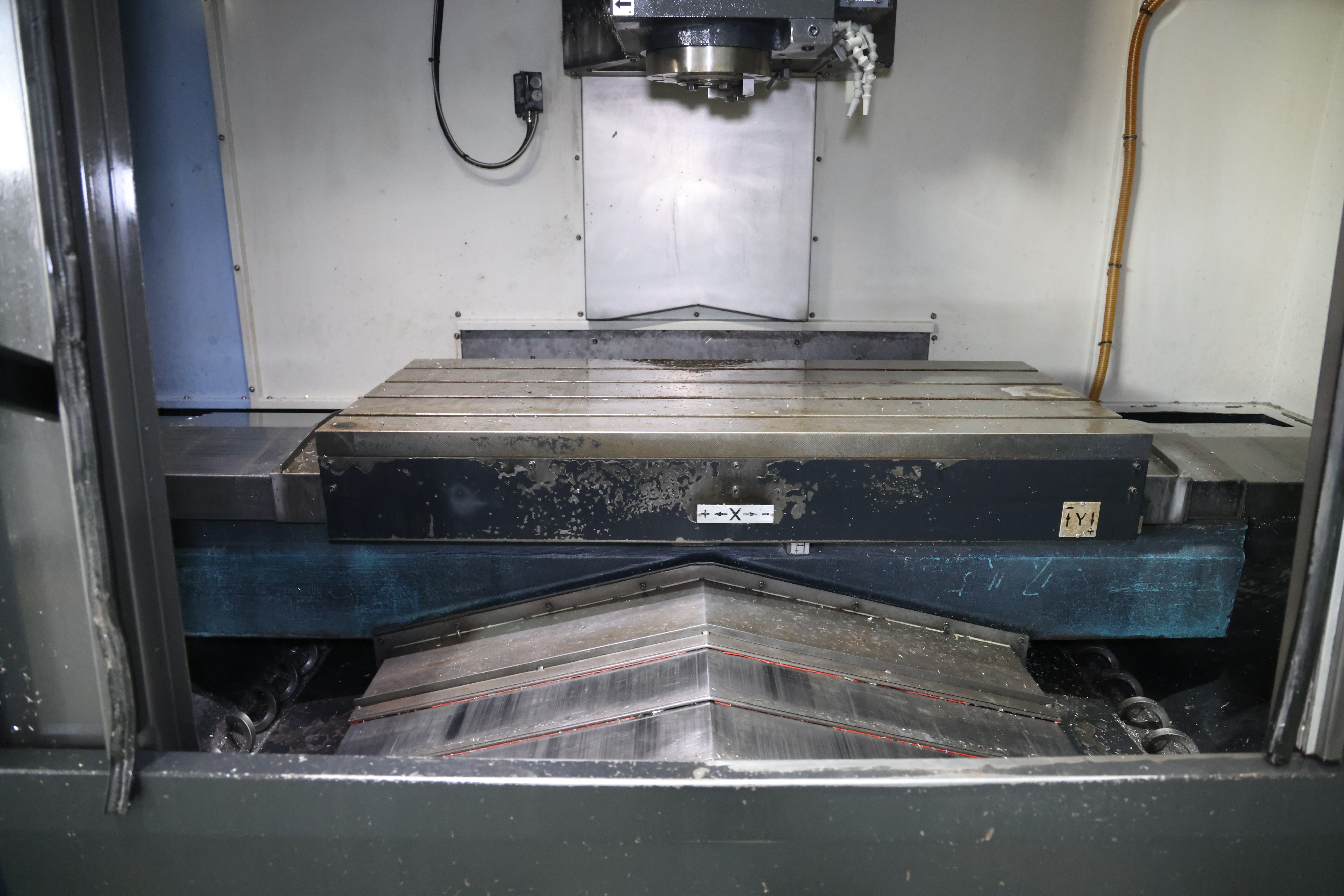 Doosan DNM 5705
