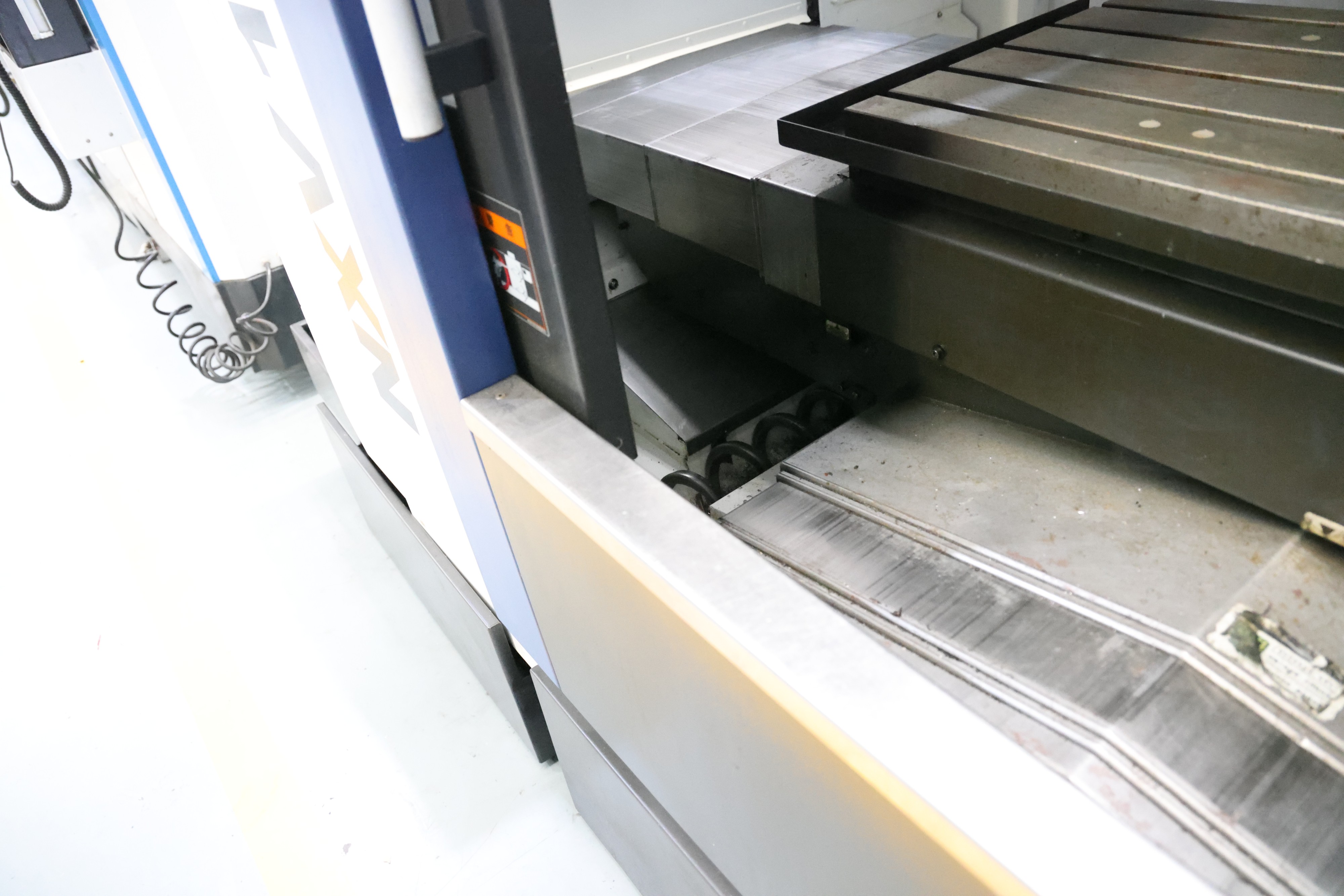 Used YCM NXV 1020AM