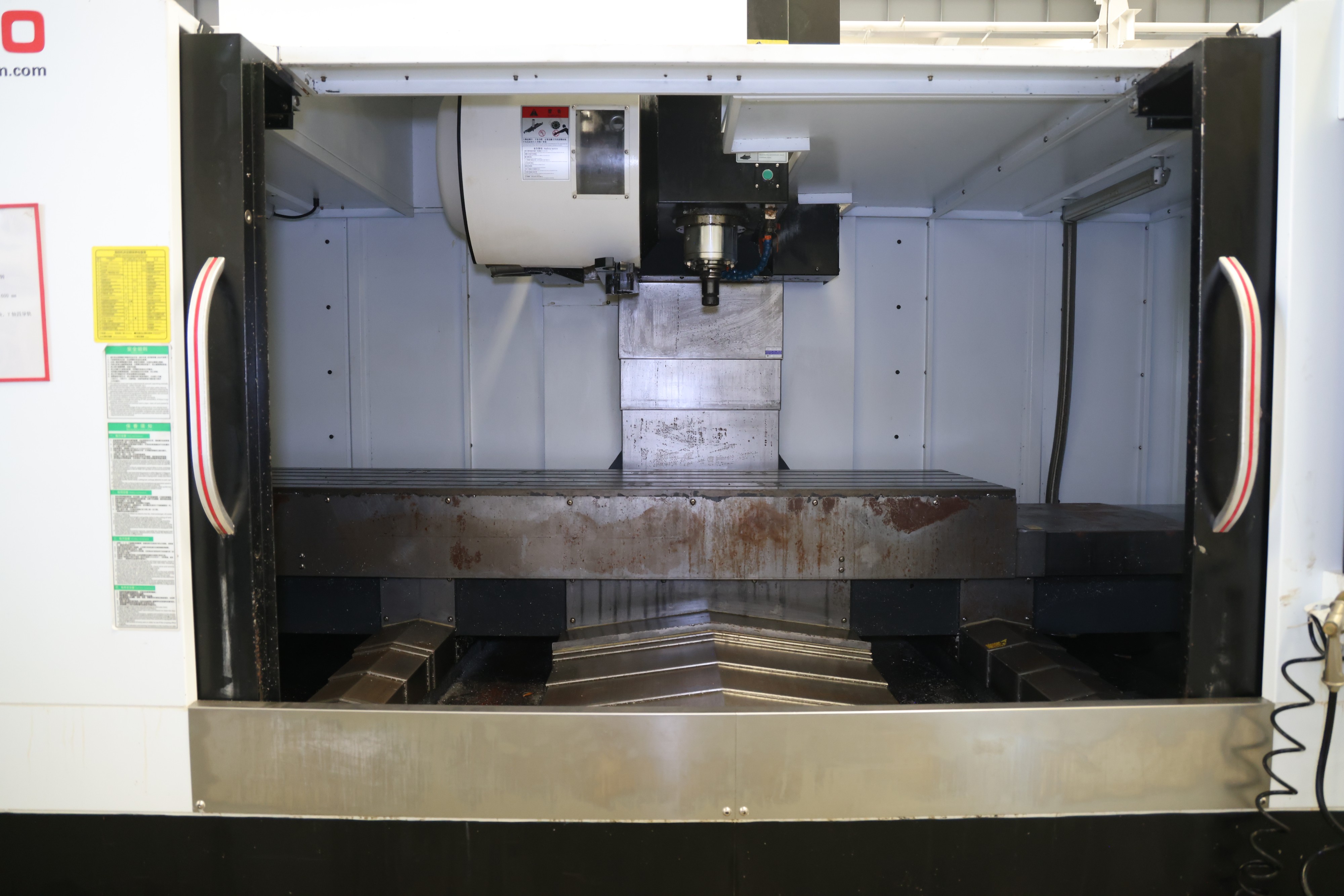 Used TAIKAN T-V2500