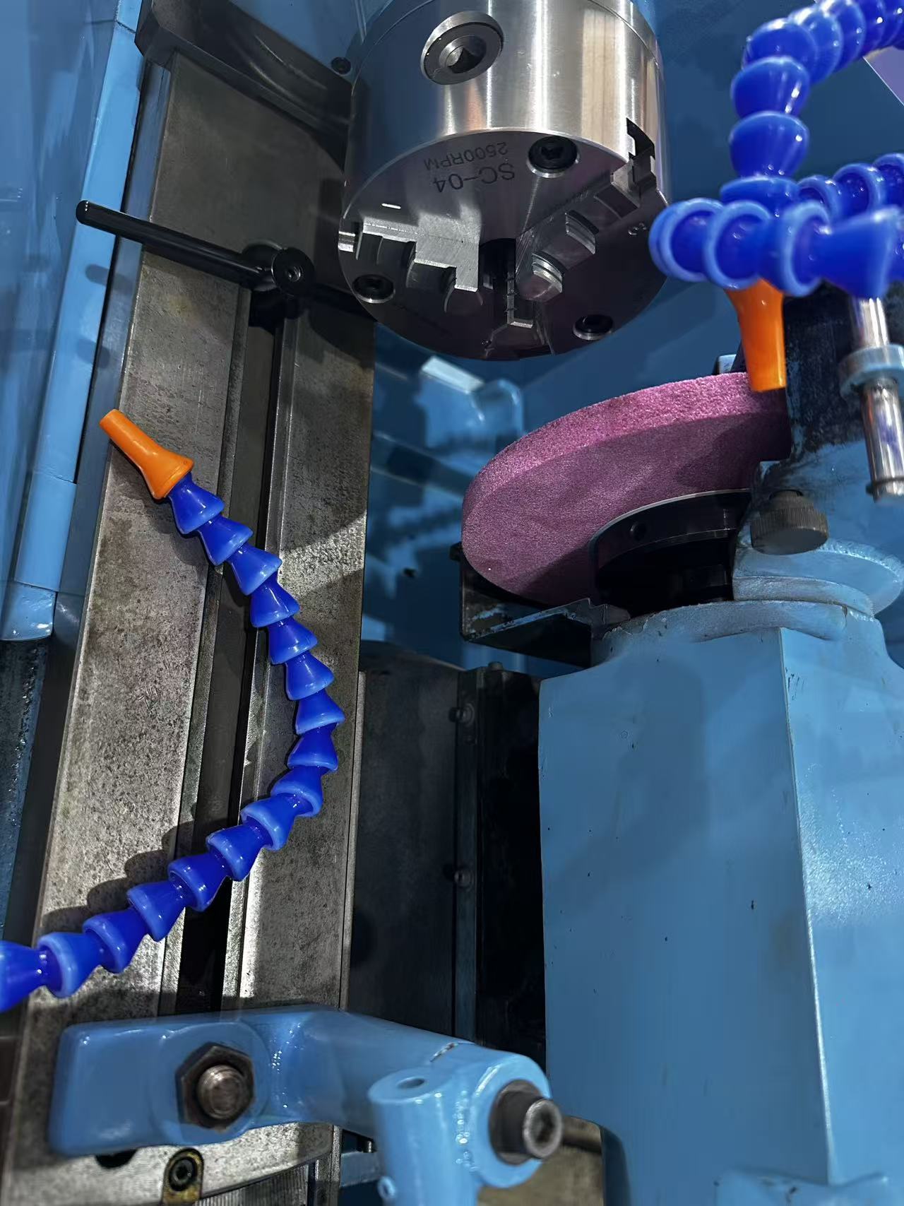 MARUEI MG-300 Manual Cylindrical Grinder