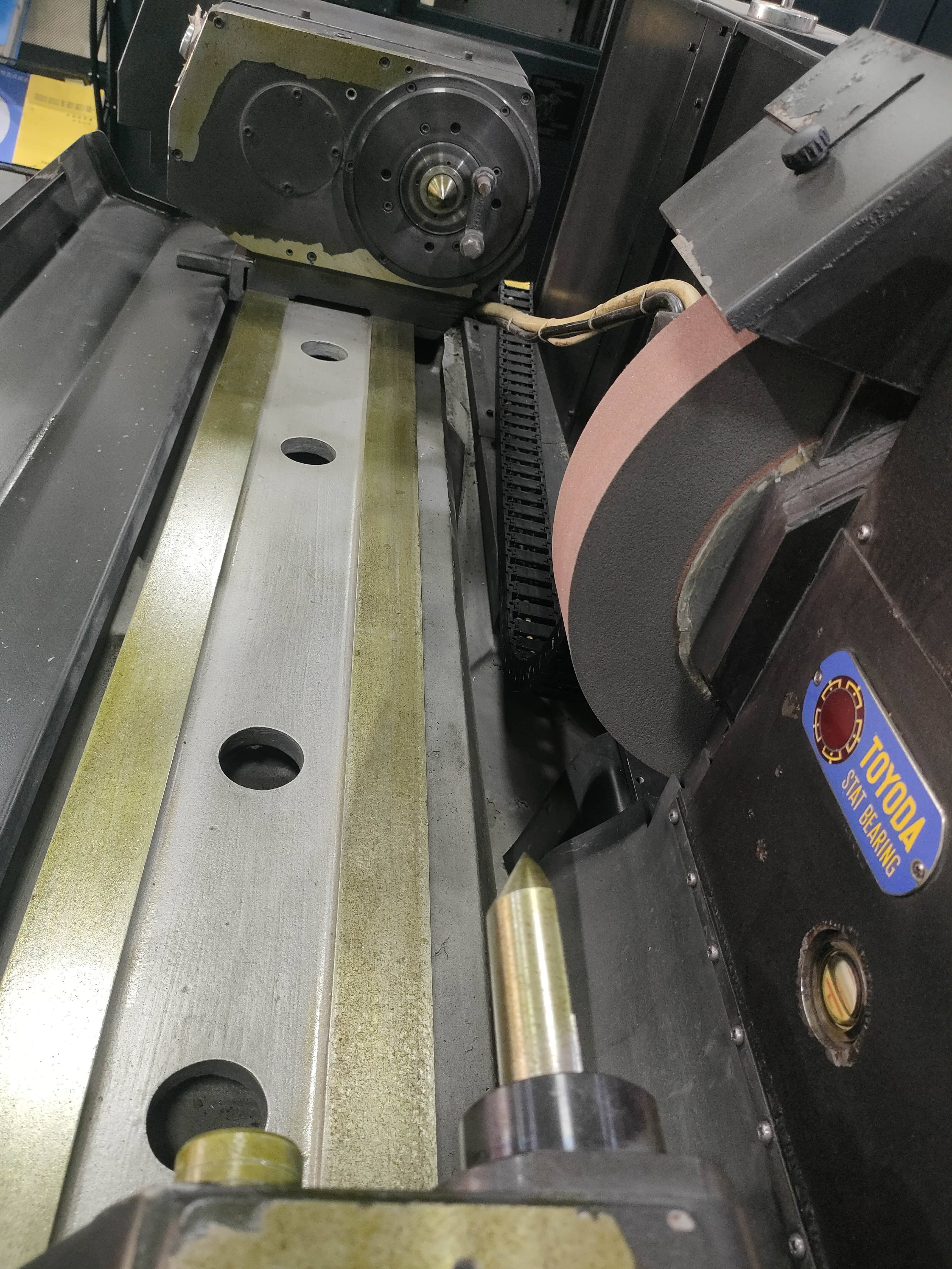 TOYODA GOS32-100 Cylindrical Grinder