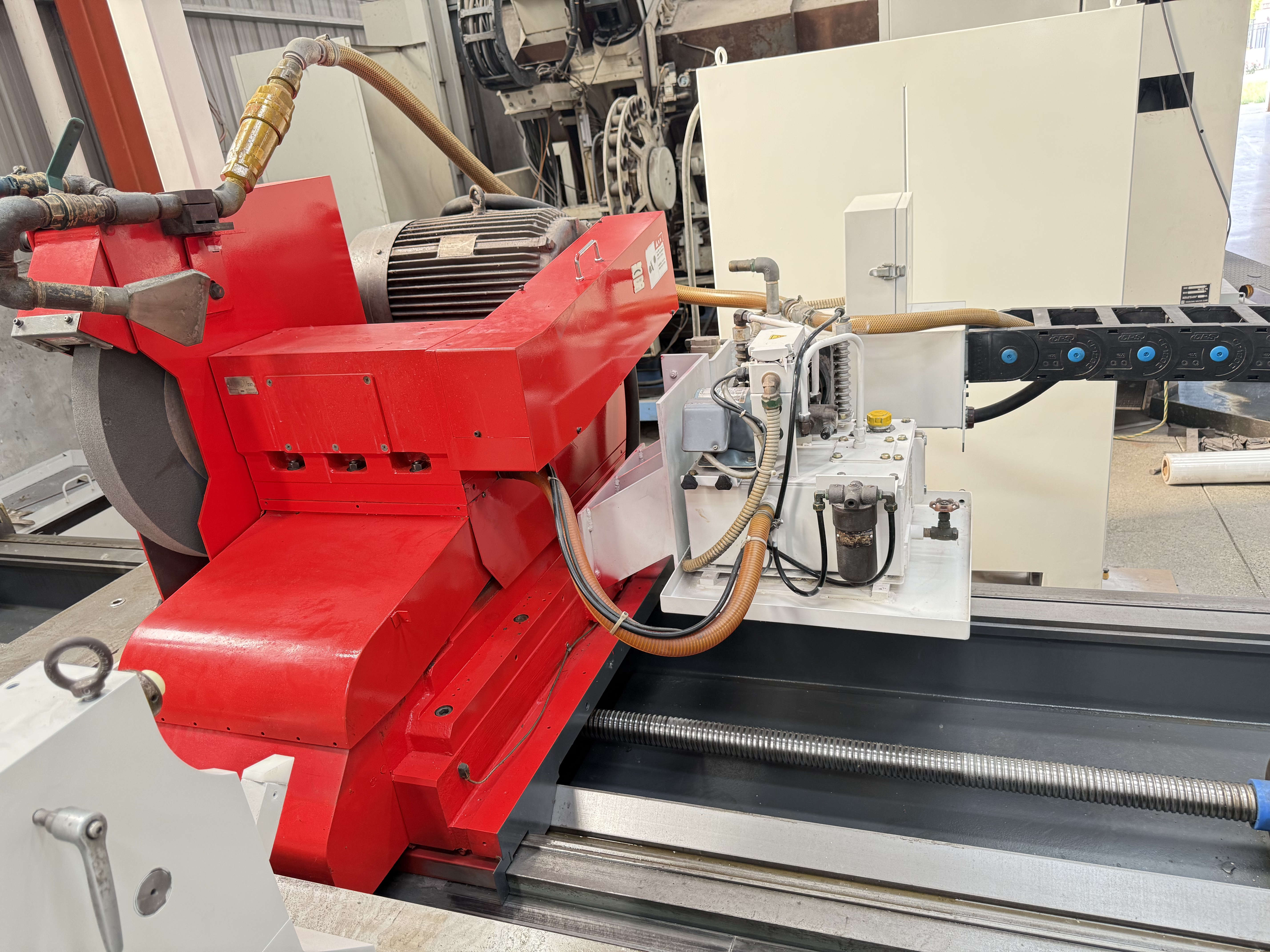 Used KONDO CNC Roll Grinder Japan | 2500mm FANUC 21i